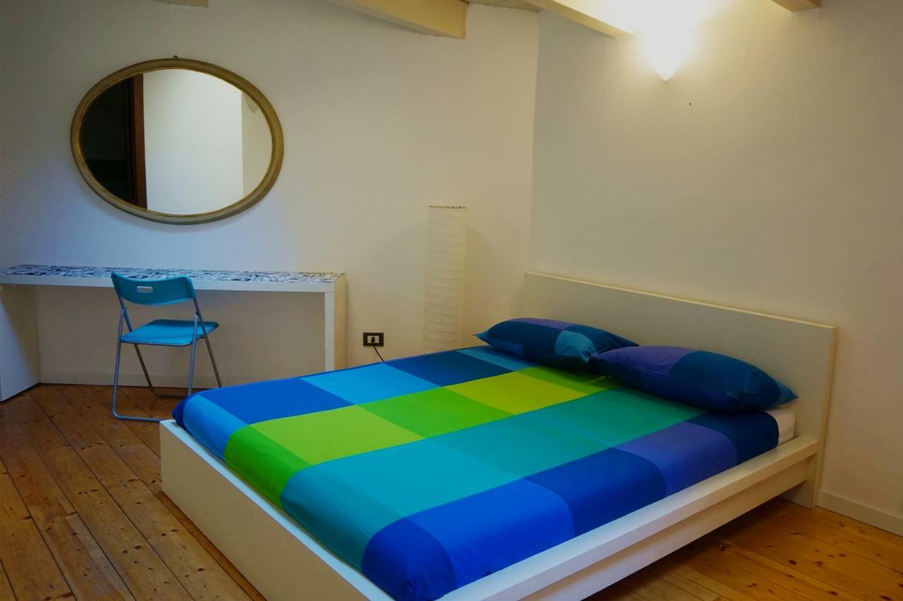Studio Apartment Vicolo Lavandai Milánó Kültér fotó