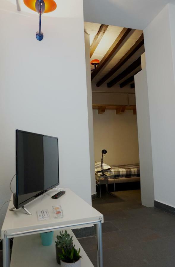 Studio Apartment Vicolo Lavandai Milánó Kültér fotó